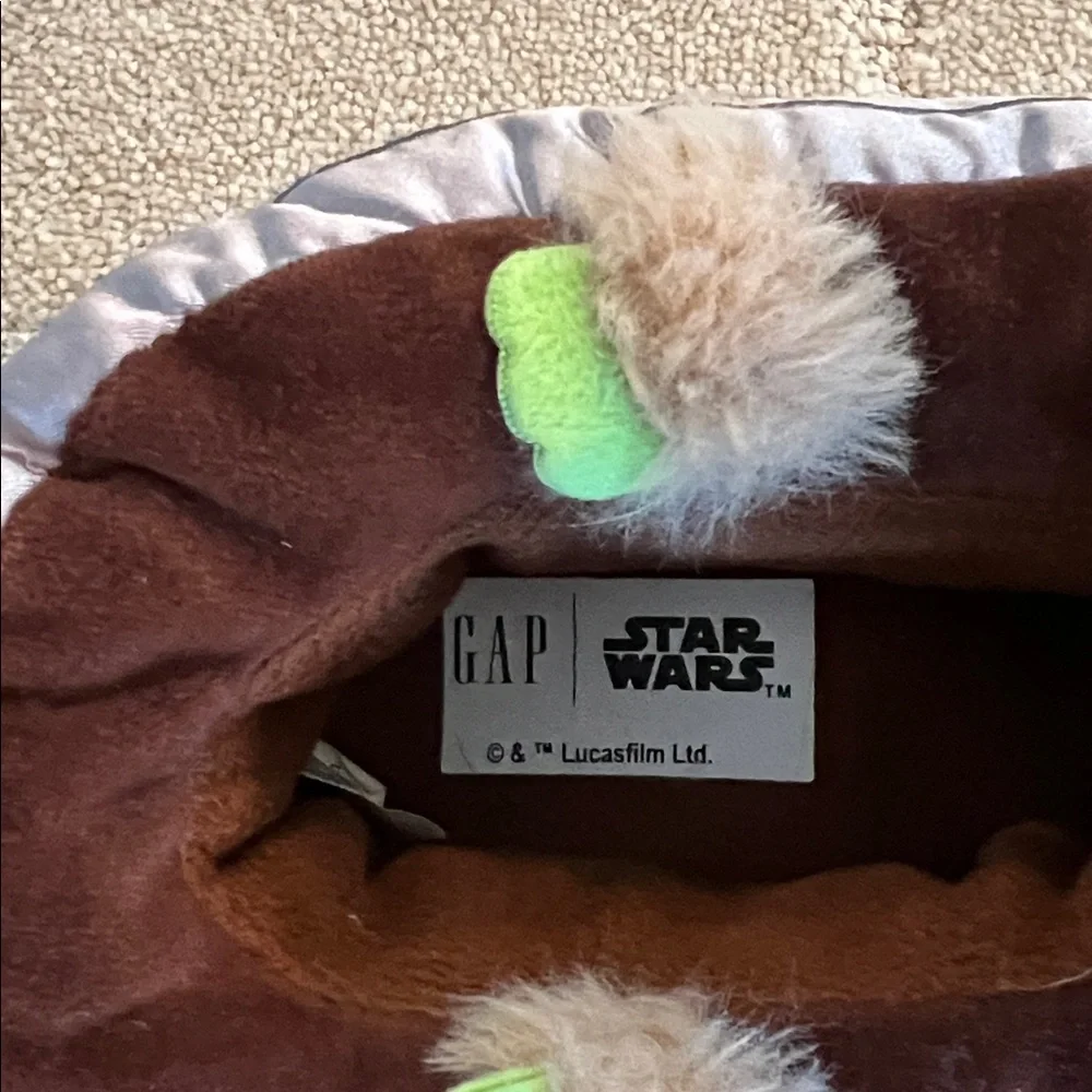 GapKids & Star Wars Grogu Slippers 1/2